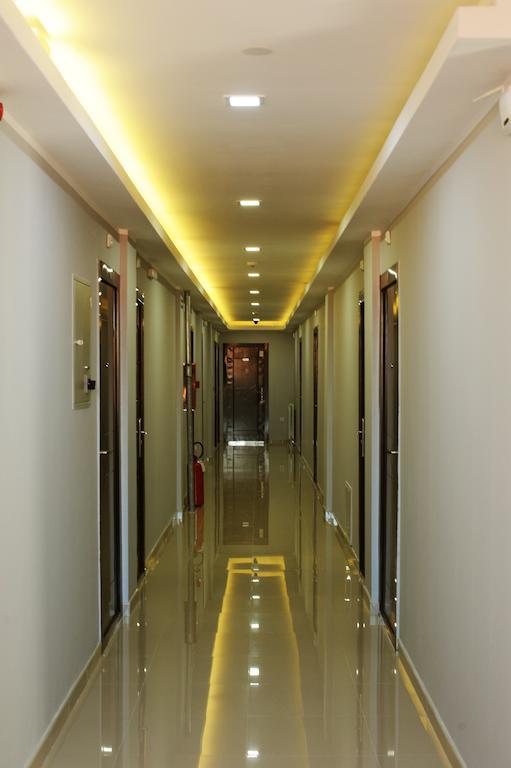 Garni Hotel Crystal Ice Ni エクステリア 写真