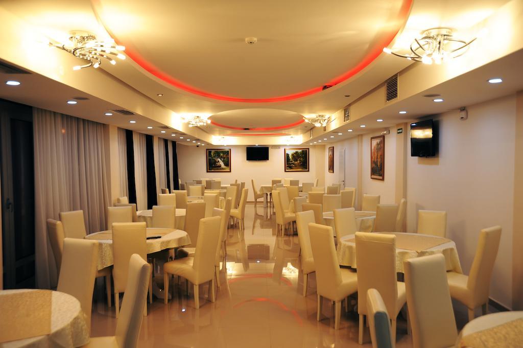Garni Hotel Crystal Ice Ni エクステリア 写真
