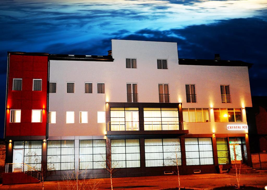 Garni Hotel Crystal Ice Ni エクステリア 写真